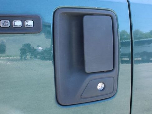 Used 2009 Ford F250 Lariat AWD/4WD image 9