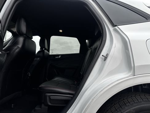 Certified 2023 Ford Escape ST-Line Select w/ Tech Pack #2 image 19