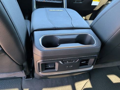 New 2026 GMC Sierra 2500 Denali w/ Denali Reserve Package image 43