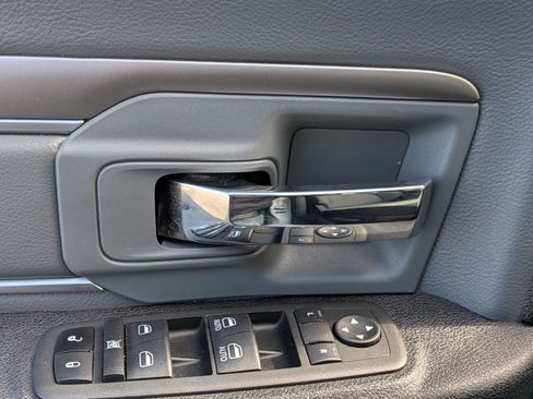 Used 2024 RAM 1500 Classic SLT image 12