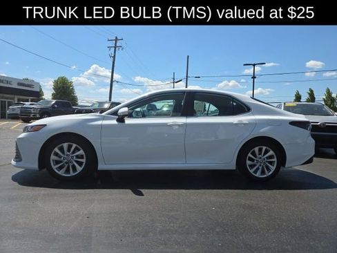 Used 2023 Toyota Camry LE FWD image 4