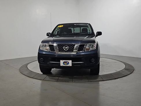 Used 2021 Nissan Frontier SV AWD/4WD image 9