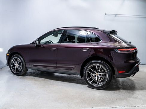 New 2026 Porsche Macan image 2