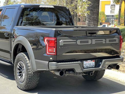 Used 2019 Ford F150 Raptor w/ Equipment Group 802A Luxury AWD/4WD image 56