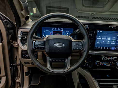 Used 2026 Ford F250 Platinum w/ Platinum Plus Package AWD/4WD image 14