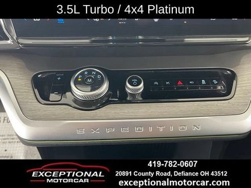 Used 2025 Ford Expedition Platinum AWD/4WD image 40