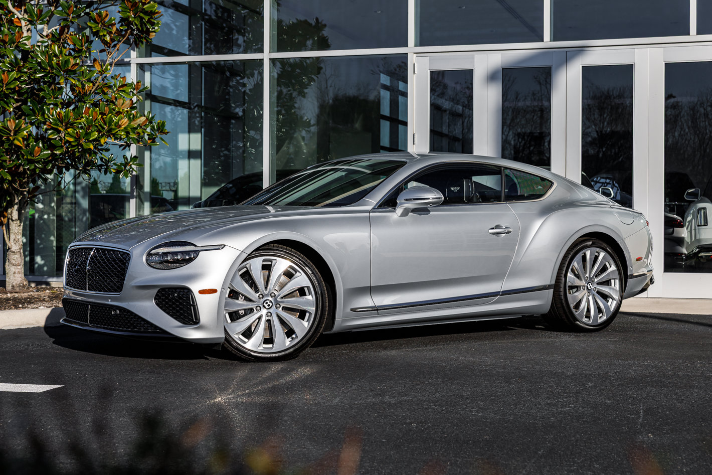 Used 2026 Bentley Continental GT AWD/4WD image 3
