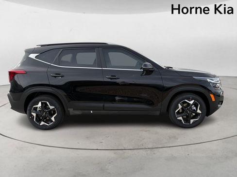 New 2026 Kia Seltos EX image 3