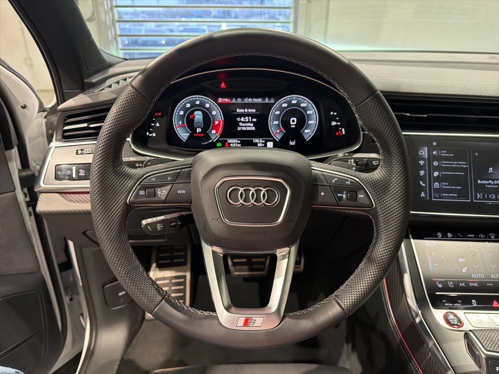 Used 2025 Audi SQ7 Prestige AWD/4WD image 23
