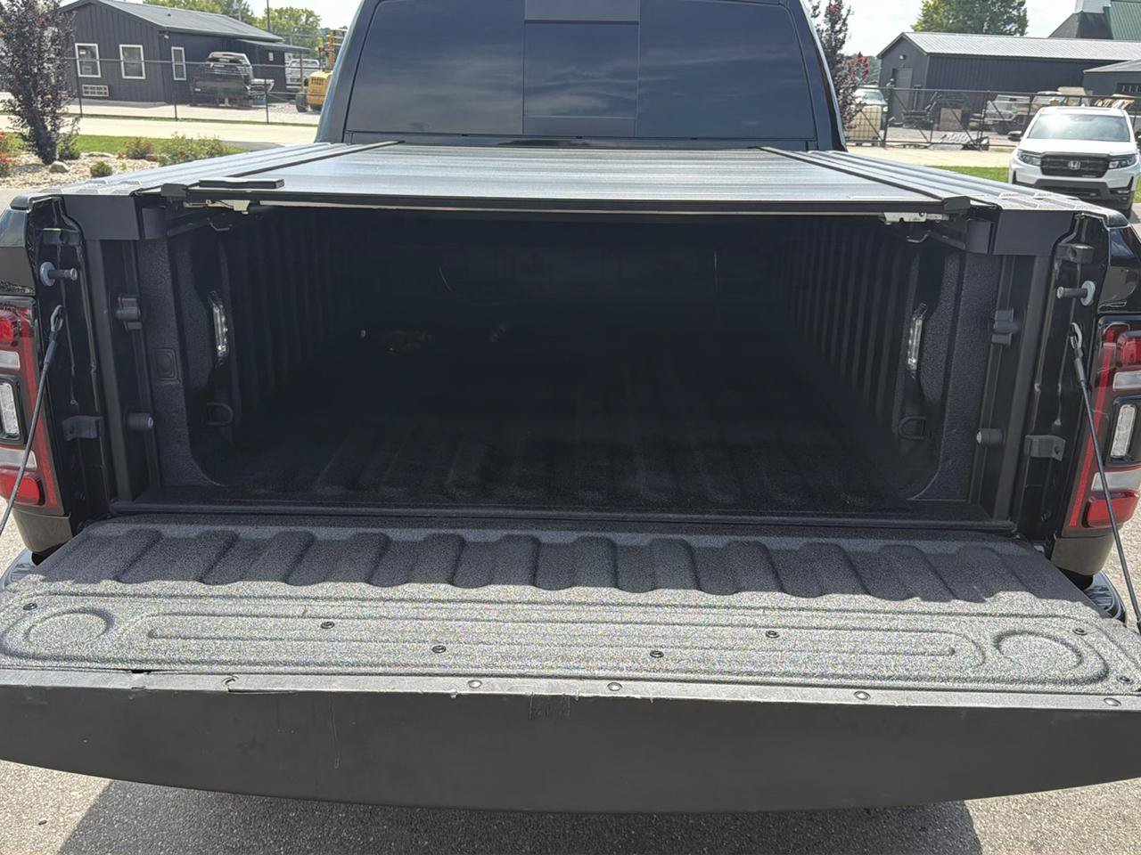Used 2024 RAM 2500 Limited AWD/4WD image 19