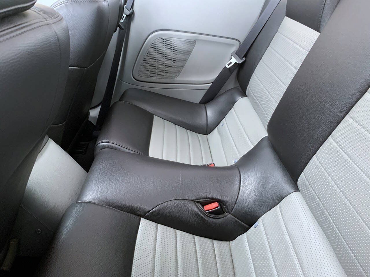 Used 2008 Ford Mustang GT Premium RWD image 9