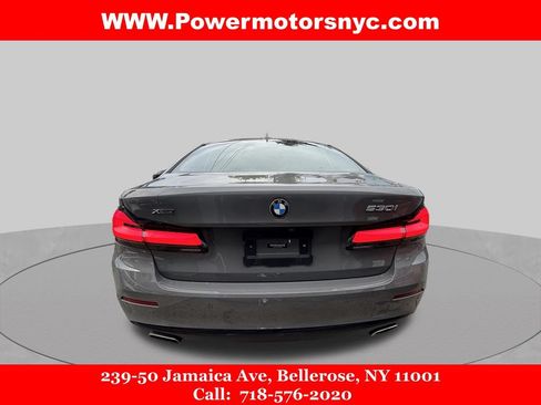 Used 2021 BMW 530i xDrive w/ Executive Package AWD/4WD image 4