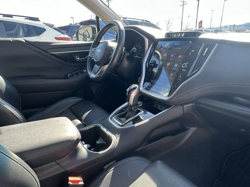 Used 2022 Subaru Outback Limited image 34