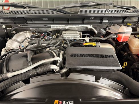 Used 2023 GMC Sierra 2500 AT4 w/ AT4 Premium Plus Package AWD/4WD image 10
