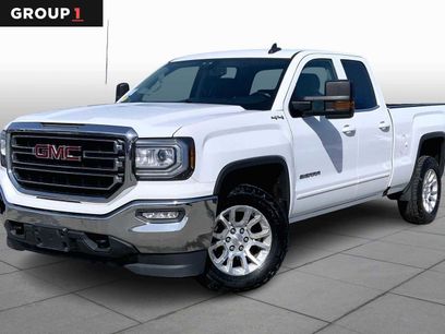 Used 2017 GMC Sierra 1500 SLE w/ SLE Value Package