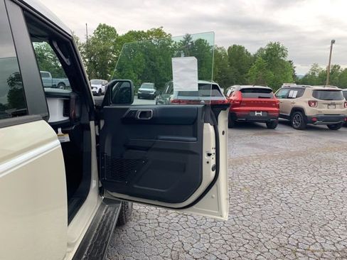 New 2026 Ford Bronco Heritage Edition AWD/4WD image 15