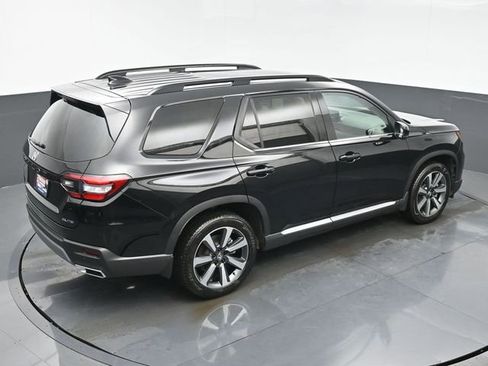 Certified 2025 Honda Pilot Elite image 33