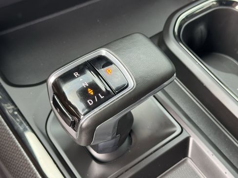 Used 2024 Chevrolet Silverado 1500 ZR2 w/ Technology Package image 21