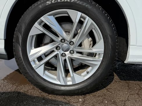 Used 2021 Audi Q7 3.0T Premium Plus w/ Executive Package AWD/4WD image 35