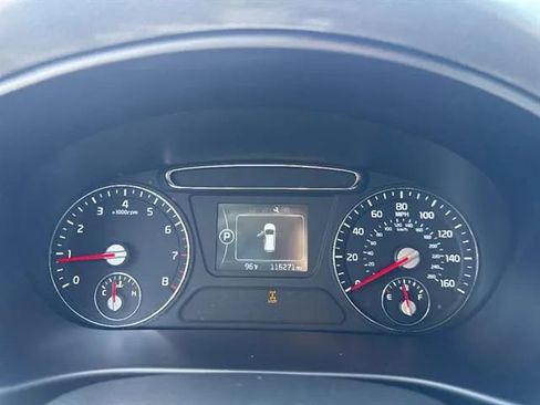 Used 2018 Kia Sorento AWD image 10