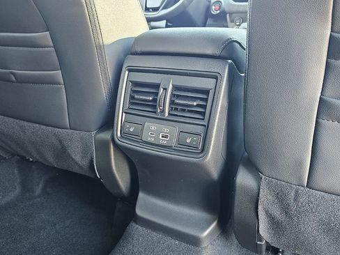 New 2026 Subaru Outback Limited AWD/4WD image 18