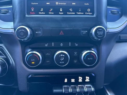 Used 2020 RAM 1500 Big Horn AWD/4WD image 5