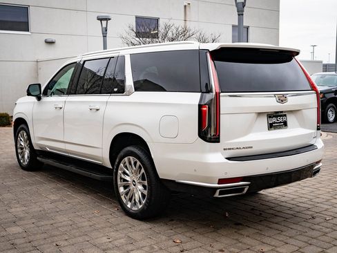 Used 2021 Cadillac Escalade ESV Premium Luxury image 6