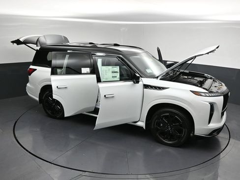 New 2027 INFINITI QX80 Sensory w/ Sport Exterior Package AWD/4WD image 35