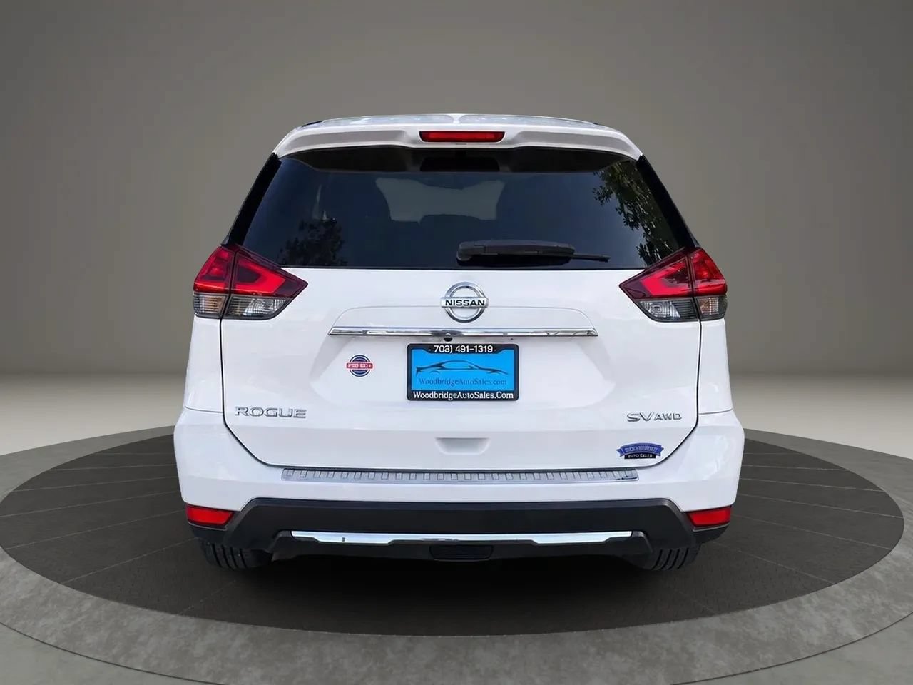 Used 2018 Nissan Rogue SV AWD/4WD image 6