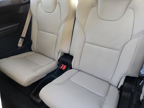 New 2026 Volvo XC90 B6 Ultra w/ Protection Package image 35