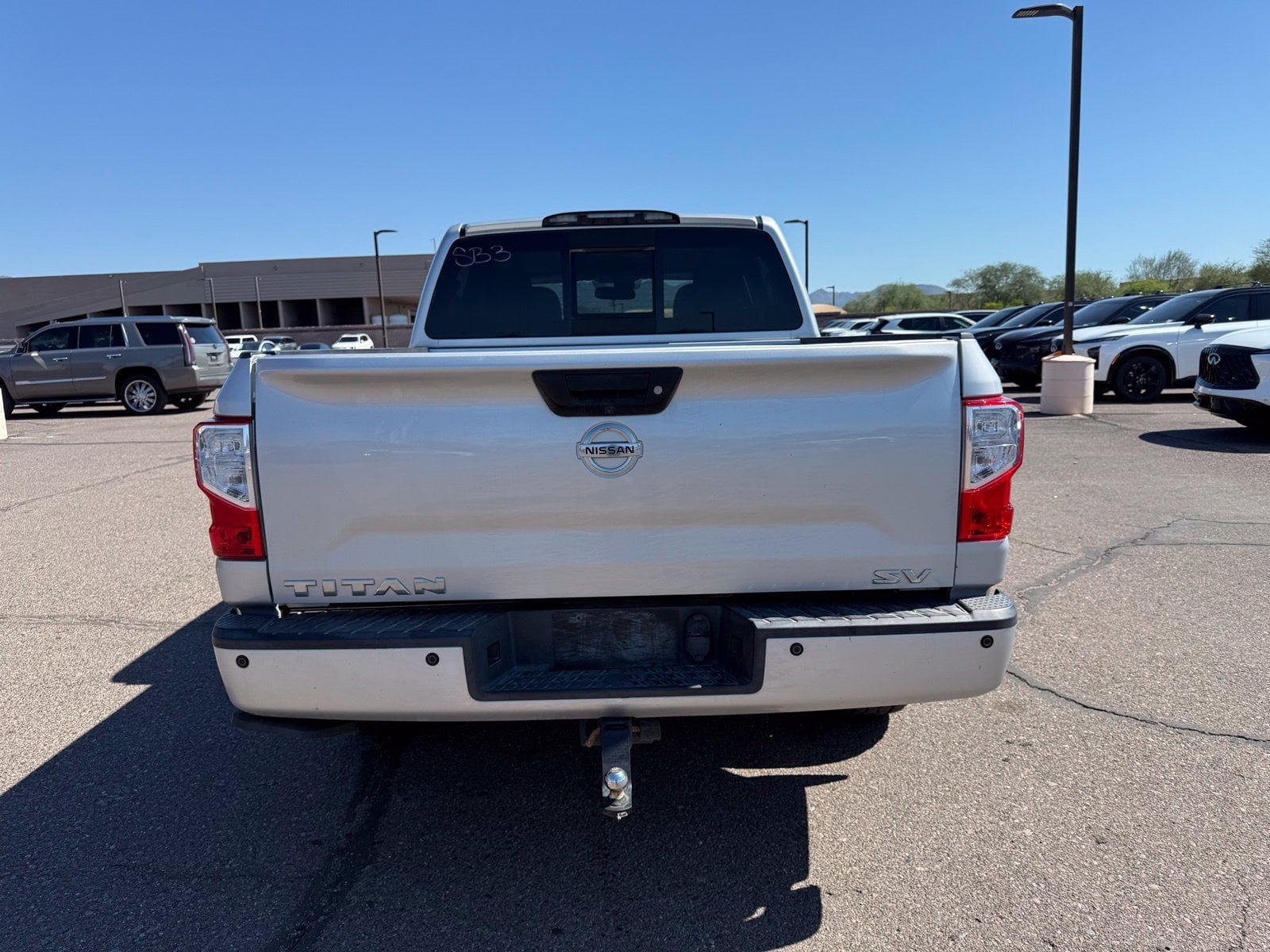Used 2019 Nissan Titan SV w/ SV Convenience Package RWD image 6