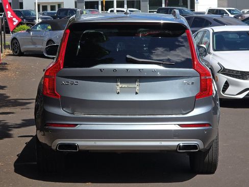 Used 2017 Volvo XC90 T6 Momentum w/ Vision Package AWD/4WD image 5