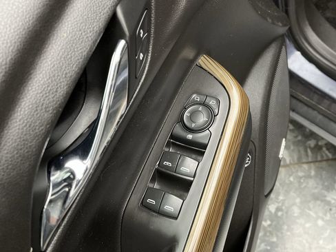 Used 2019 GMC Acadia SLE AWD/4WD image 7