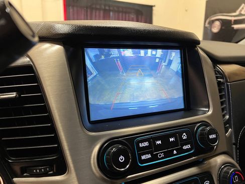 Used 2020 GMC Yukon XL Denali w/ Denali Premium Package RWD image 32