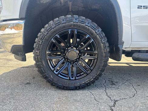 Used 2025 Chevrolet Silverado 2500 LT w/ All Star Edition image 5