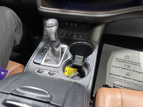 Used 2019 Toyota Highlander Limited Platinum w/ Protection Package #3 image 12