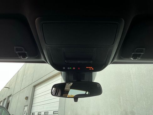 Used 2025 Chevrolet Equinox LT image 15