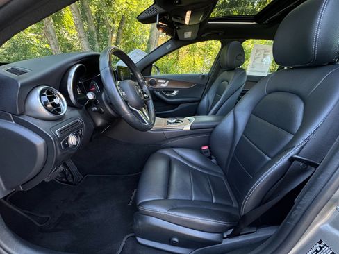 Used 2019 Mercedes-Benz C 300 4MATIC Sedan image 9