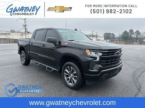 Used 2023 Chevrolet Silverado 1500 RST w/ Z71 Off-Road Package image 3