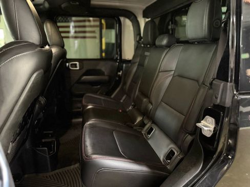 Used 2021 Jeep Gladiator Rubicon image 19
