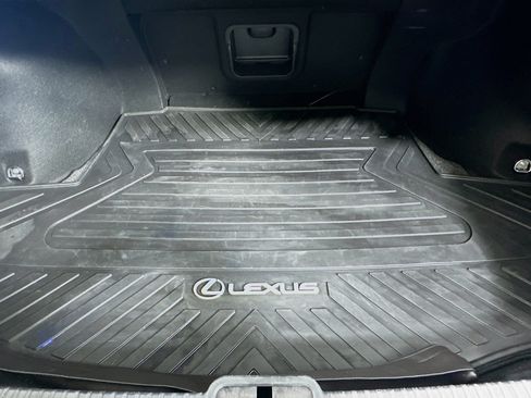 Used 2023 Lexus ES 350 F Sport w/ Accessory Package (Z2) FWD image 28