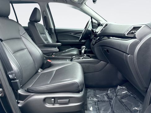 Used 2019 Honda Ridgeline RTL-E image 17