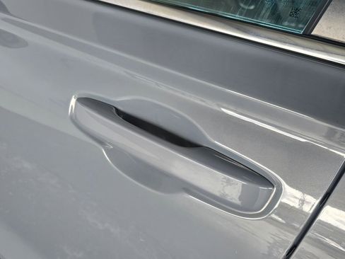 Used 2023 Honda CR-V LX image 14