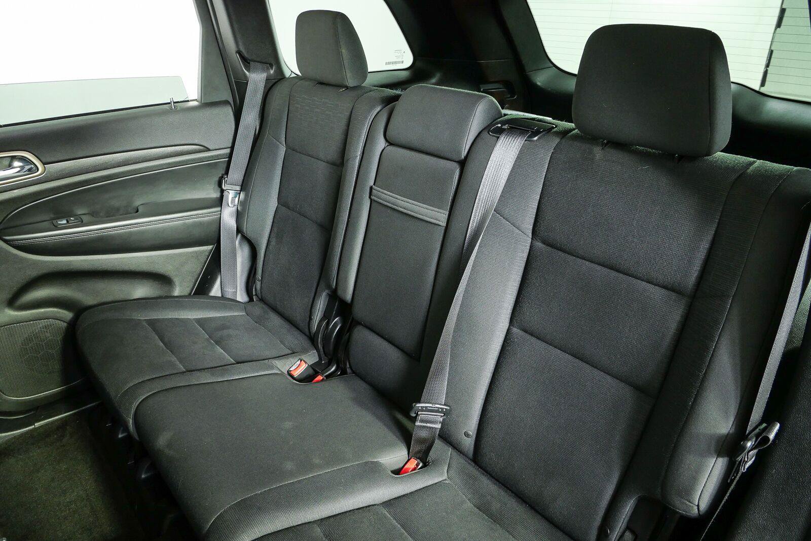 Used 2015 Jeep Grand Cherokee Laredo w/ Quick Order Package 23E RWD image 16