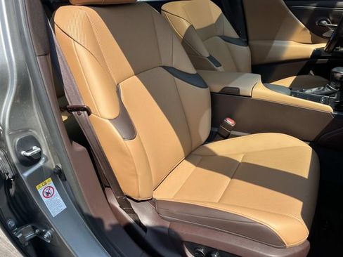Used 2019 Lexus ES 350 w/ Accessory Package 2 FWD image 27