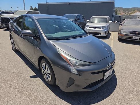 Used 2016 Toyota Prius Three FWD image 7