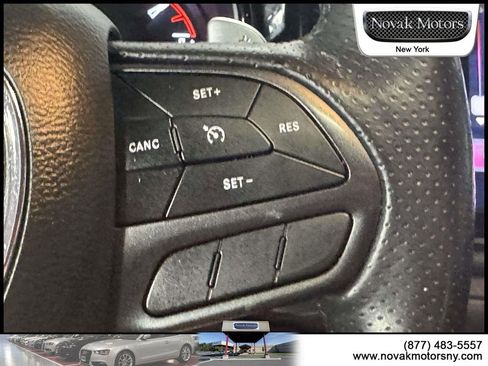Used 2022 Dodge Durango R/T w/ Blacktop Package AWD/4WD image 18