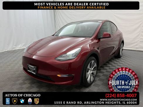 Used 2024 Tesla Model Y Long Range AWD/4WD image 1