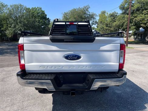 Used 2019 Ford F250 XL w/ Power Equipment Group image 6