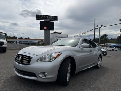 Used 2012 INFINITI M35 w/ Deluxe Touring Pkg
